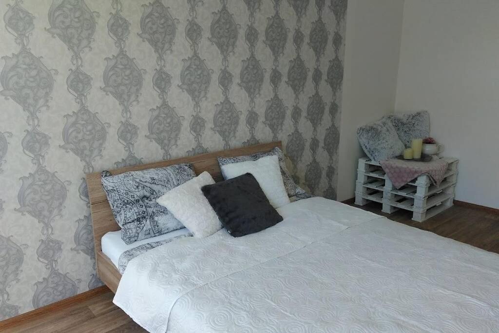 Stylovy Apartman V Centru Nachoda Екстер'єр фото